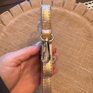 Elegant Gold Crossbody Bag Strap